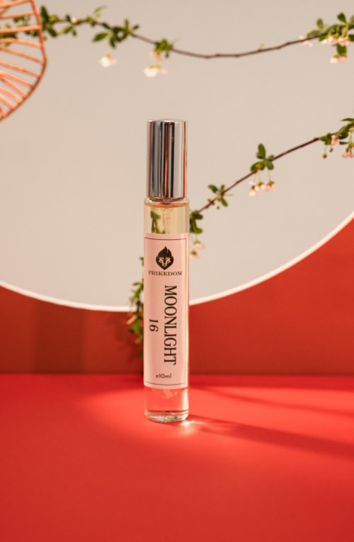 Moonlight 16 – Hương thơm ngọt ngào, kiêu sa tôn vinh nét đẹp nữ tính (10ml) - Ảnh 1
