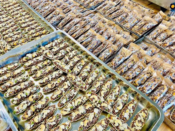 Bánh thuyền gạo lứt mix hạt – Túi Zip 500gr - Image 3