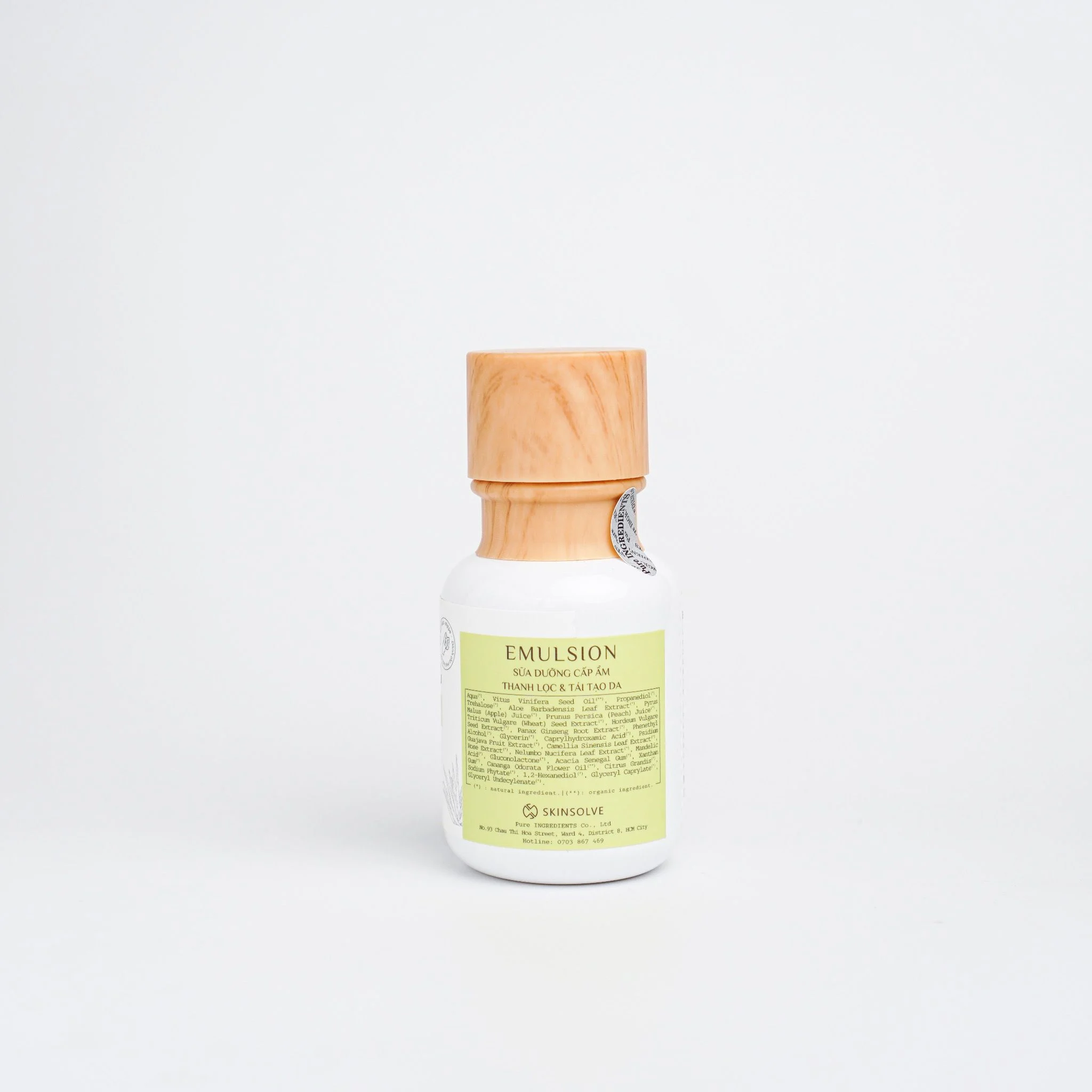 Sữa dưỡng cấp ẩm thanh lọc và làm sạch sâu da từ Táo và Lô Hội 50ml - Skin Renewing Emulsion - Image 4